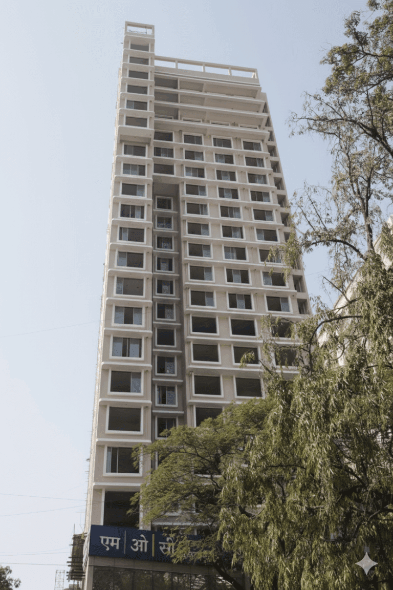 shree-saraswati-chs-luxury-entrance-lobby-borivali-west